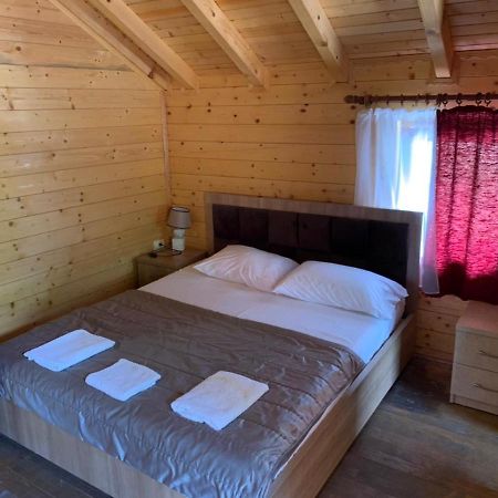 Guest House Valbone Bagian luar foto