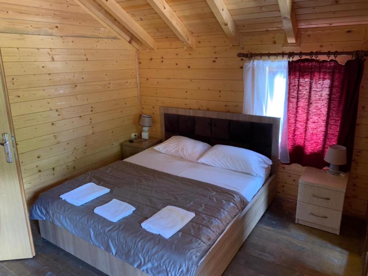 Guest House Valbone Bagian luar foto